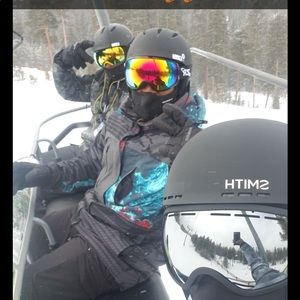 Meet your Posher, Damon